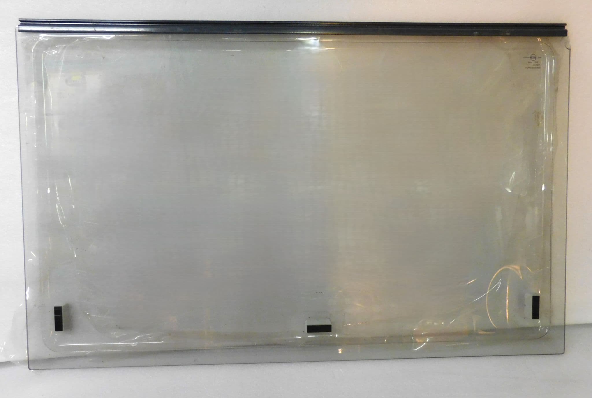 SEITZ motorhome caravan replacement window glass 900 x 600mm GRADE 2