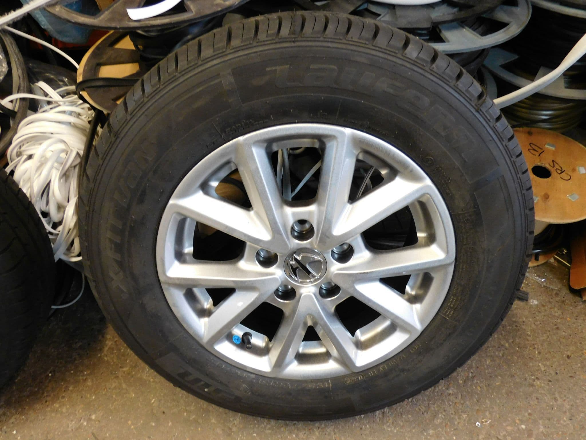 SWIFT Caravan motorhomes Alloy wheel & tyre 15