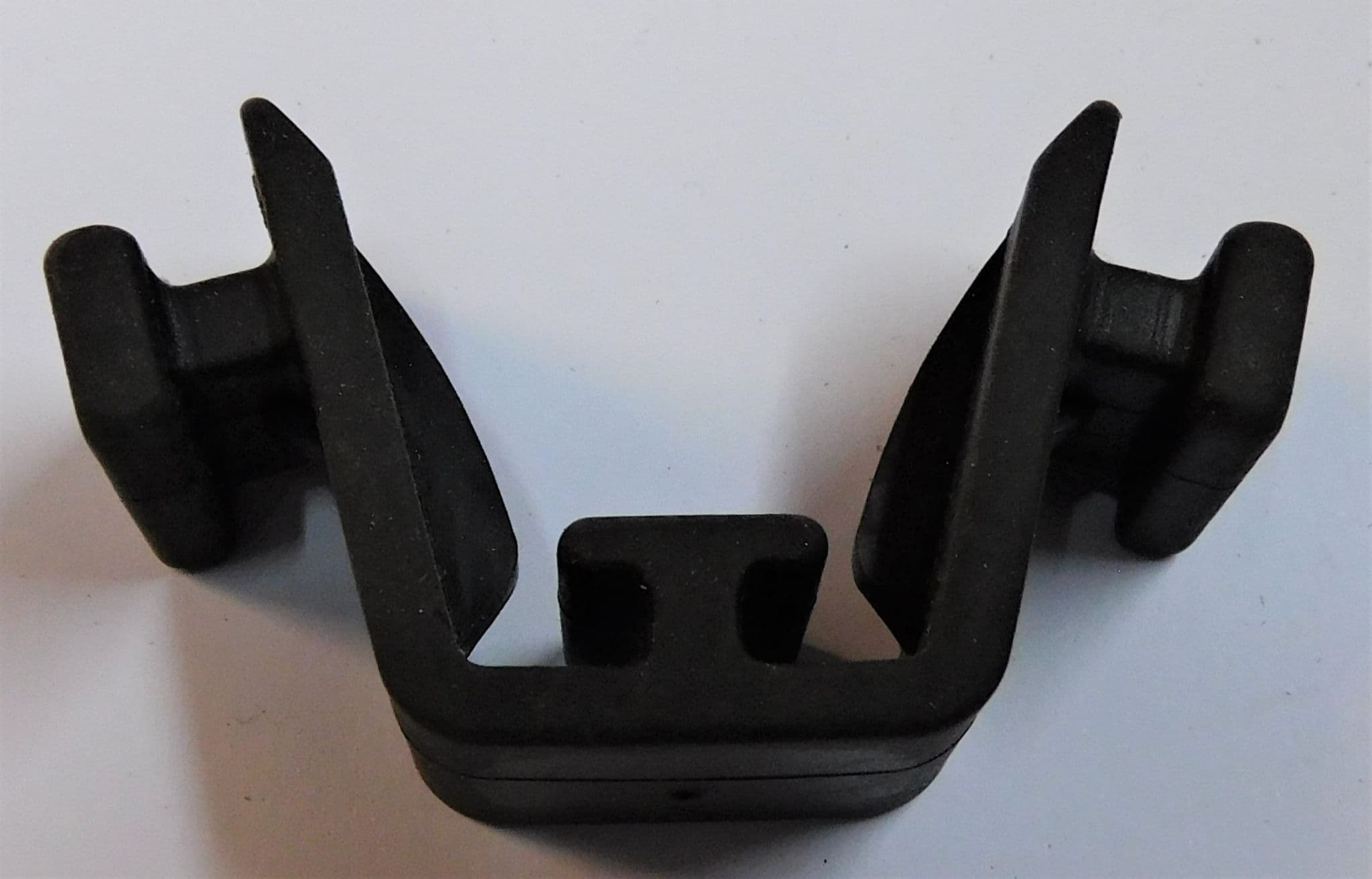 Thule Omnistor rail strap retainer PAIR