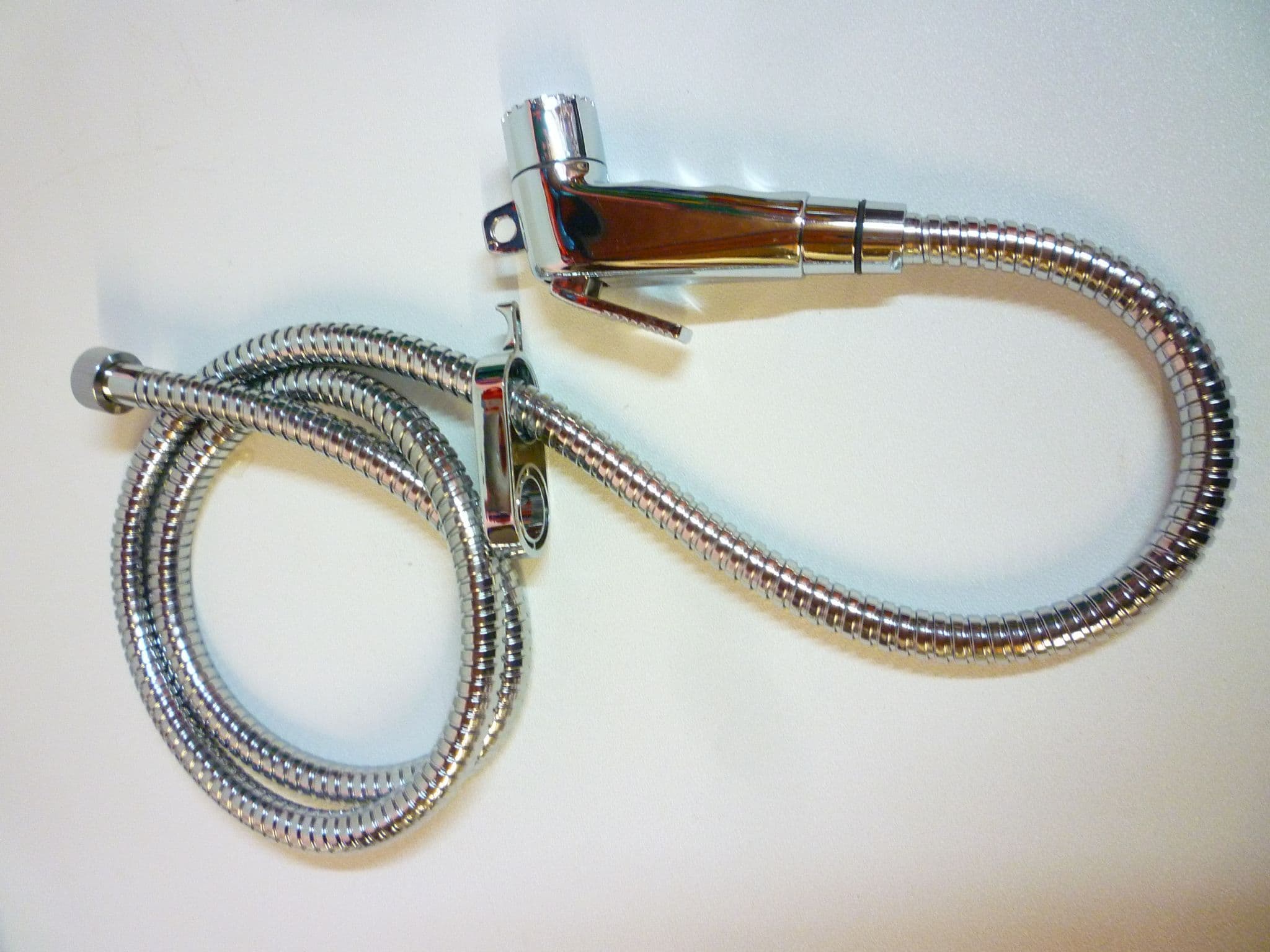 TRIGGER SHOWER HEAD & LEAD