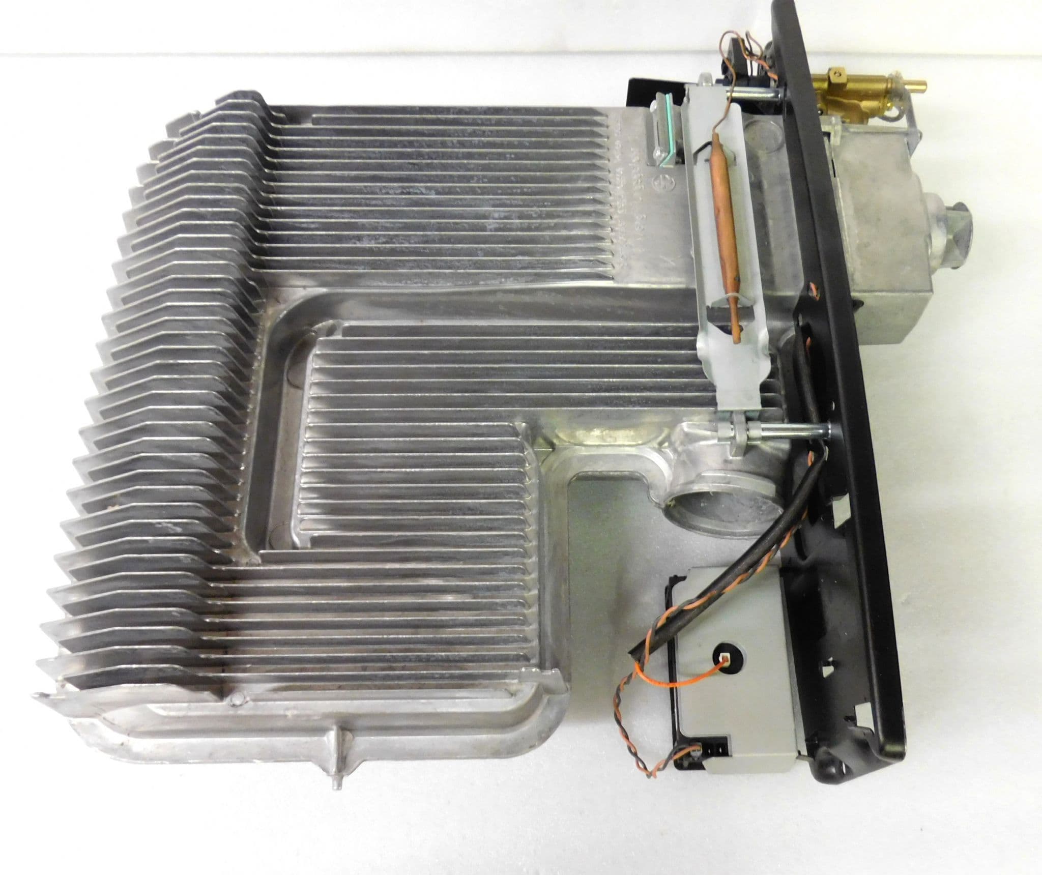 TRUMA S3004 GAS HEATER CARAVAN CAMPERVAN MOTORHOME LPG 12V BUTANE