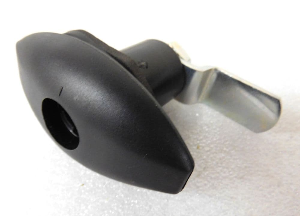 Zadi oval pushlock small with keys & barrel