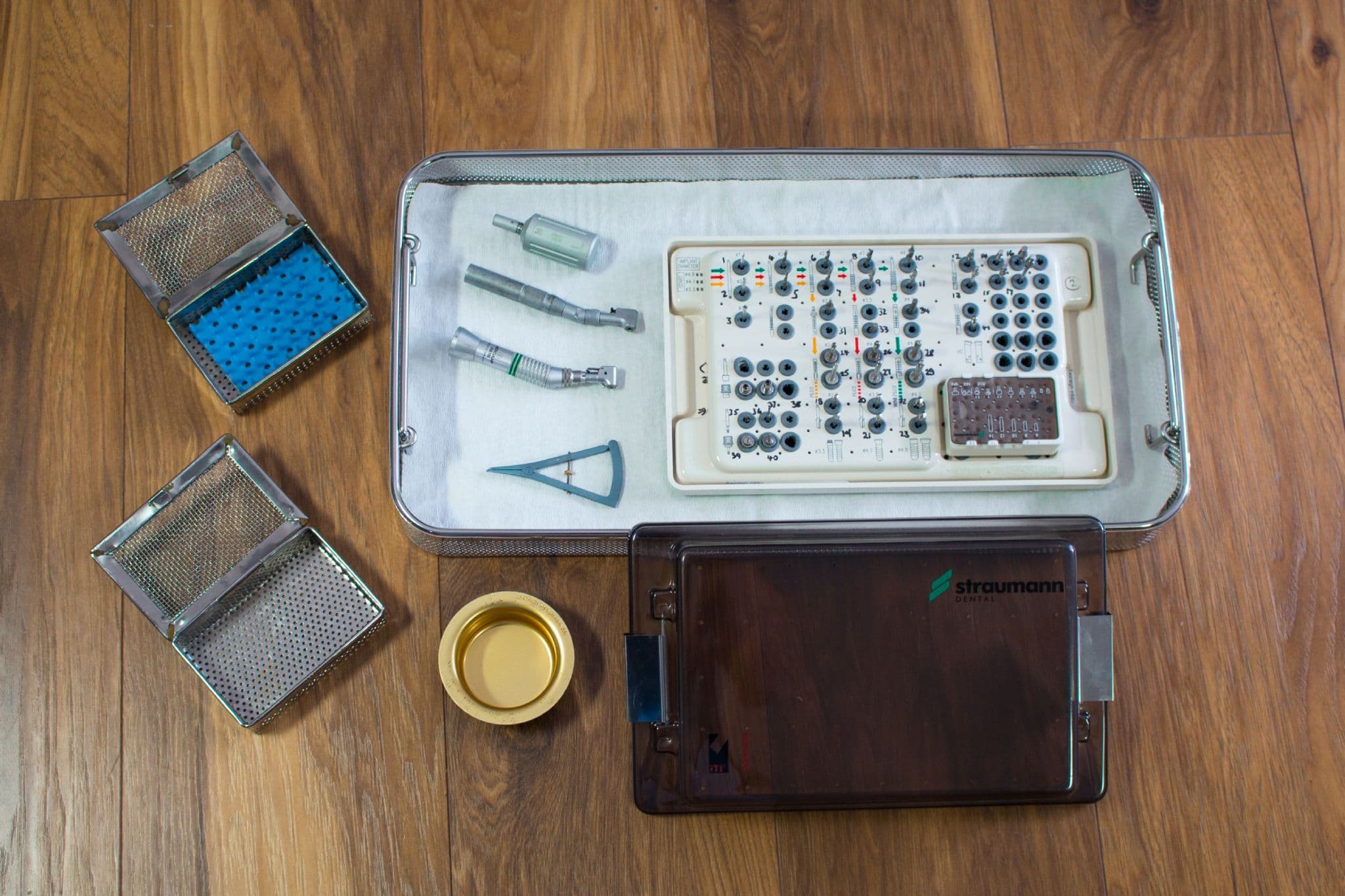 Straumann Implant Surgical Kit