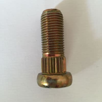 Club Car, Lug Stud