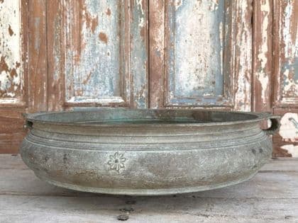 antique bronze urli  pot with beautiful green patina, 19th century - South India