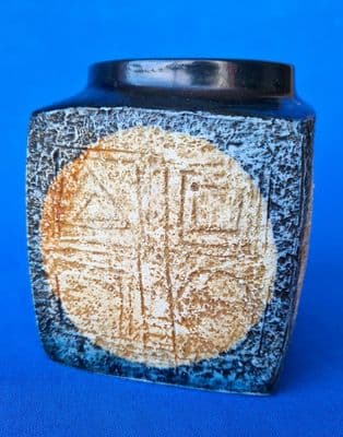 Troika Pottery St Ives Marmalade Pot by Ann Lewis