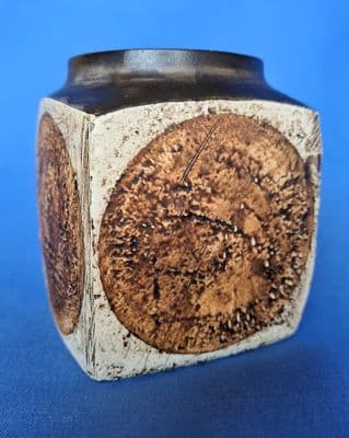 Troika St Ives Marmalade Pot by Marilyn Pascoe