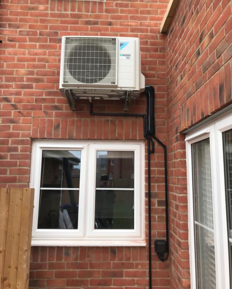 Alpha HVAC Limited Aylesbury Installation Multi Daikin Stylish FTXA Wall Air Conditioning