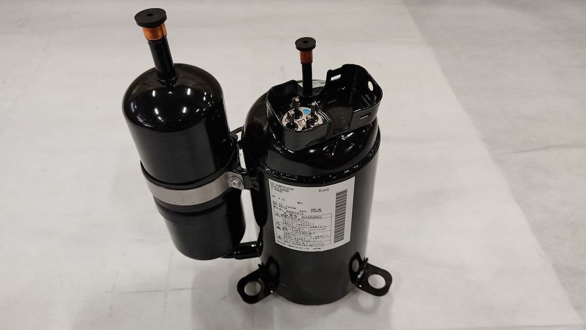 Daikin Air Conditioning Spare Part 125009J COMPRESSOR 1YC23HXD Code 884