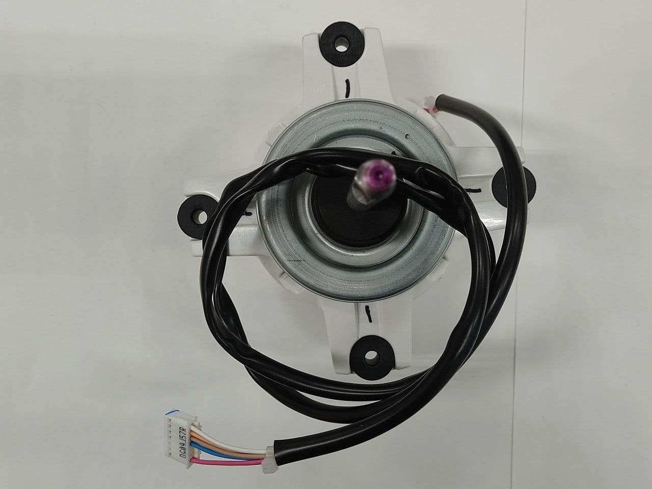 Daikin Air Conditioning Spare Part 160629J DC FAN MOTOR 380V51W KFD380