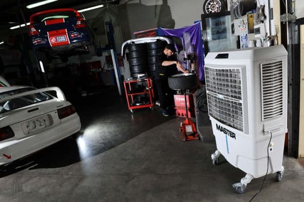 Master BC80 Evaporative Air Cooler Disinfecting Ioniser 8000 m3/h 100 Litre Tank 240V~50Hz