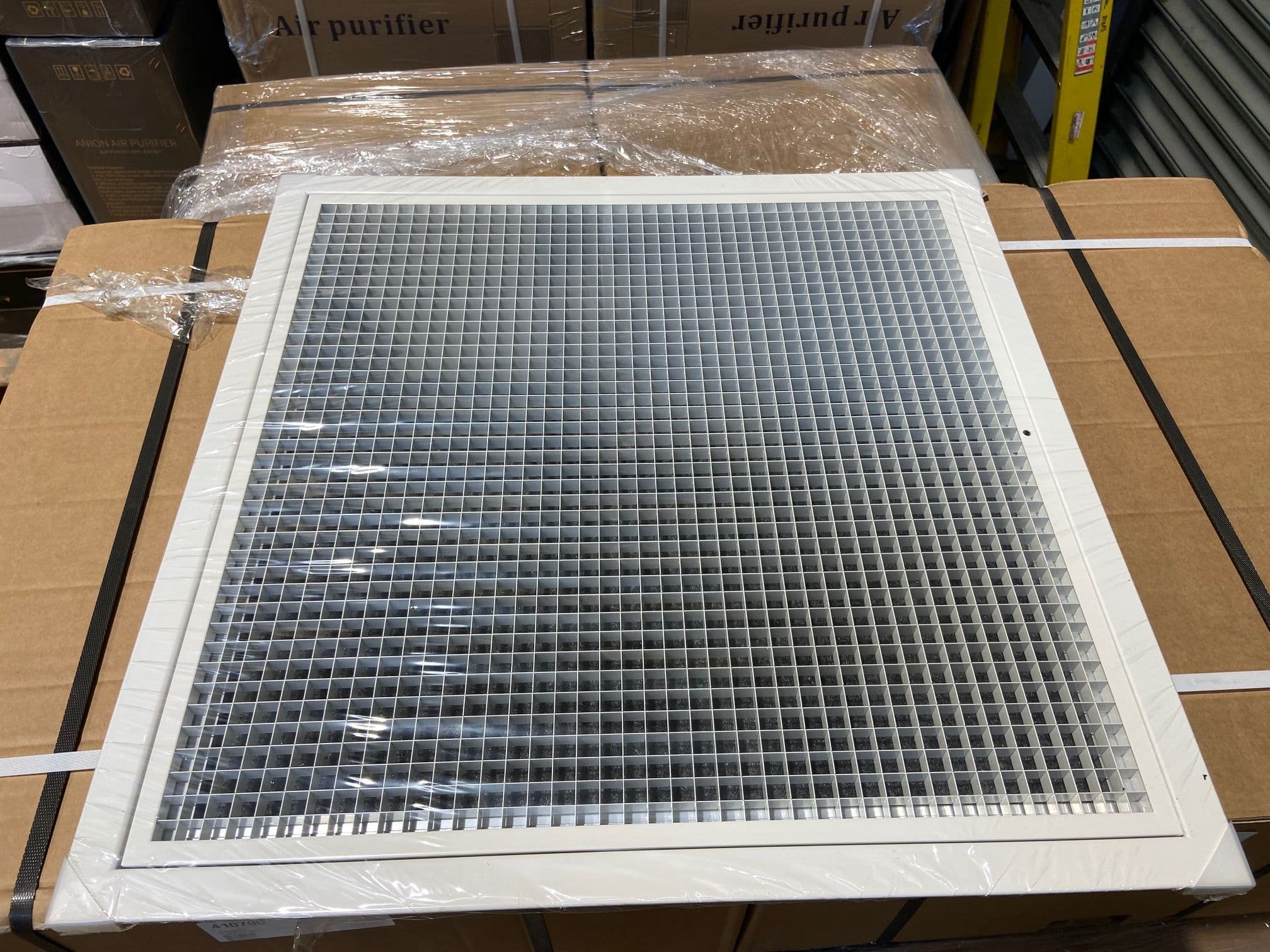 Metal Egg Crate Grille 595mm x 595mm White Finish With Removable Filter