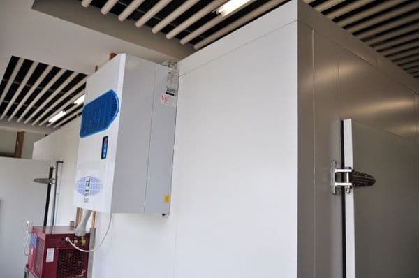 Zanotti Packaged Freezer Refrigeration Mono-block Wall Mounted System (-15 to -25 DegC) 240V~50Hz