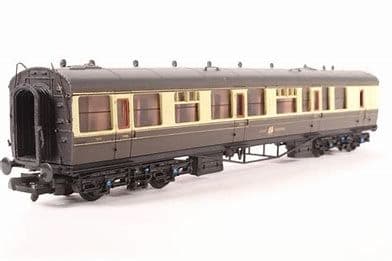 34-075 Bachmann Collett 60ft brake corridor third in GWR chocolate & cream -