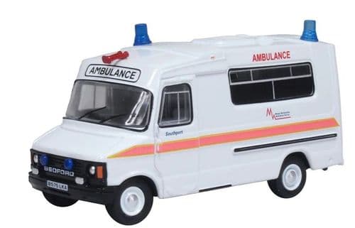 76HAN001 Oxford Diecast Bedford CF Hanlon Ambulance Merseyside Ambulance Service