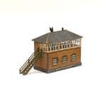 ALTT120    033 Arch Laser GWR Medium Sixed Brick Built Signal Box Kit