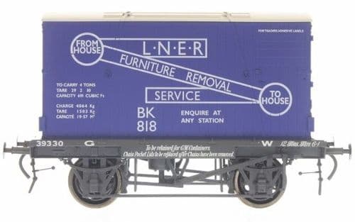 Dapol 7F-037-011 Scale 1 43 O Conflat GWR 39330 & Container LNER ...