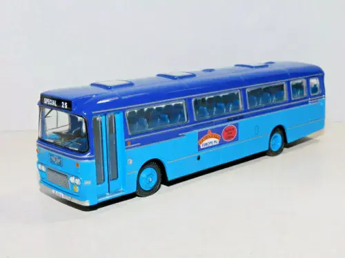 E22519 EFE ALEXANDER Y TYPE COACH 25 YEARS OF QUALITY MODELS 1/76 22519 BACHMANN