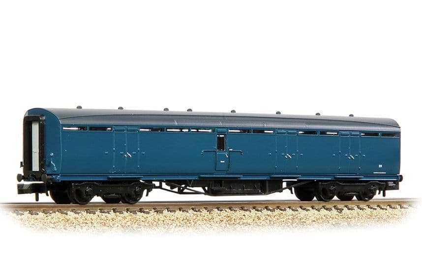 34-363 LNER Thompson Full Brake BR Blue No. E105E
