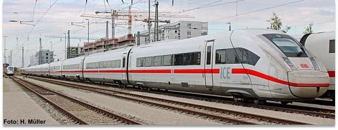 Kato 10-1512 DBAG BR412 EMU 7 Car Powered Set VI