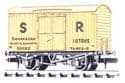 NR-42S Peco: (RAILWAY COMPANY SERIES 10 FT WHEELBASE ) Box Van, Banana, SR, cream