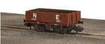 NR5001 E	PECO N RTR 9ft 5 plank open wagon, NE, grey