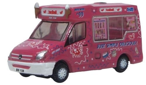 NWM009 Oxford Diecast Whitby Mondial Ice Cream Van Tonibell 1:148
