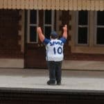 OO Gauge 1:76 Football Fan Spurs Painted Figure