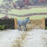 OSBF084 OO Gauge Figure Donkey (painted)
