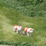 OSBF085 OO Gauge Figures Bulldogs (painted) (X2)