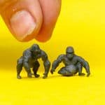 OSBF090 OO Gauge Figures Gorilla X2 (painted)