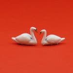 OSBF111 OO Gauge Mute Swans (painted figures X2)