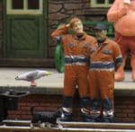 OSBF219 OO Gauge Figures  Francis and Chris save a train (pack of 2)
