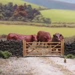 OSBF225 OO Gauge North Devon Red Cattle x3 (Painted) Model Railway Figures 1:76