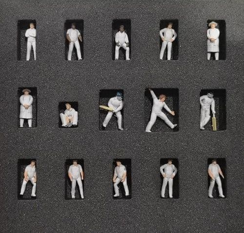 OSBFTT065 TT1:120 Scale Cricket Match (painted)