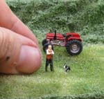 OSBFTT082 TT1:120 Scale Shepherd and Sheepdog (painted)