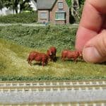 OSBFTT225 TT 1:120 Scale North Devon Red Cattle x 3 (painted) (1)