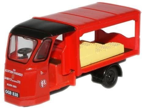 Oxford |Diecast 76WE009 Scale: 1:76, OO Wales & Edwards Milk Float Scottish Dairy Farmers Co Ltd