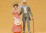 Preiser 45053 Couple with Parasol