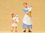 Preiser 45060 Nursemaid with Child