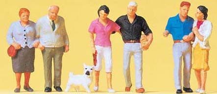 Preiser 75042 Scale 1 120 TT Couples And Dog Figure Set