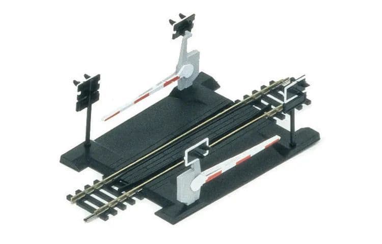 R645 Hornby Single Track Level Crossing