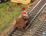 Walthers Scenemaster 949-4145 Handcars (2)