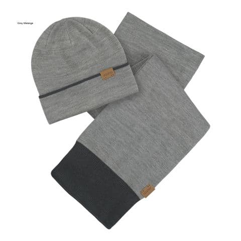 Musto Unisex Tipped Beanie & Scarf Gift Set In Box
