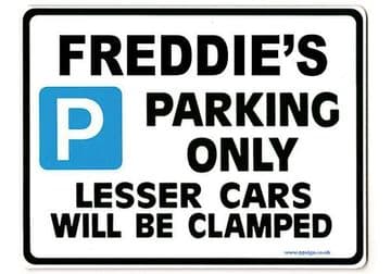 FREDDIE'S Personalised Gift |Unique Present for Him | Parking Sign - Size Large - Metal faced
