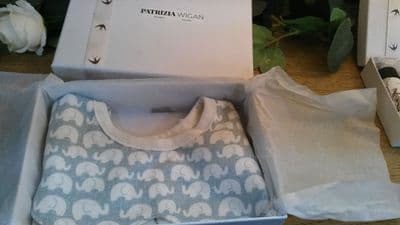 Blue elephant bib gift box