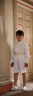 Page boy linen shorts