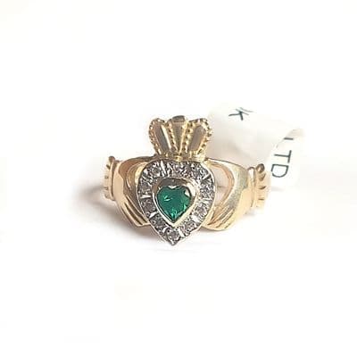 10ct Gold Simulated Emerald Claddagh Ring
