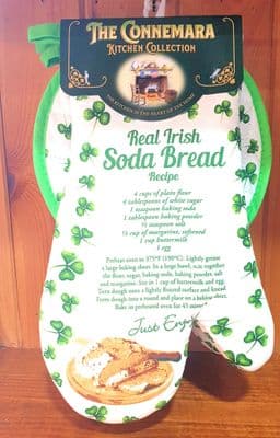 Connemara Kitchen Irish Soda Bread Recipe Oven Mitt and Pot Holder Set