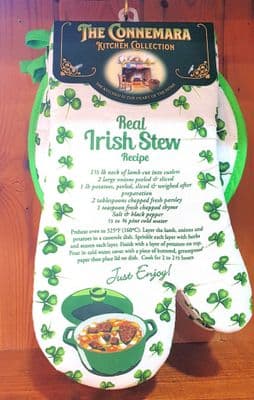 Connemara Kitchen Irish Stew Recipe Oven Mitt and Pot Holder Set